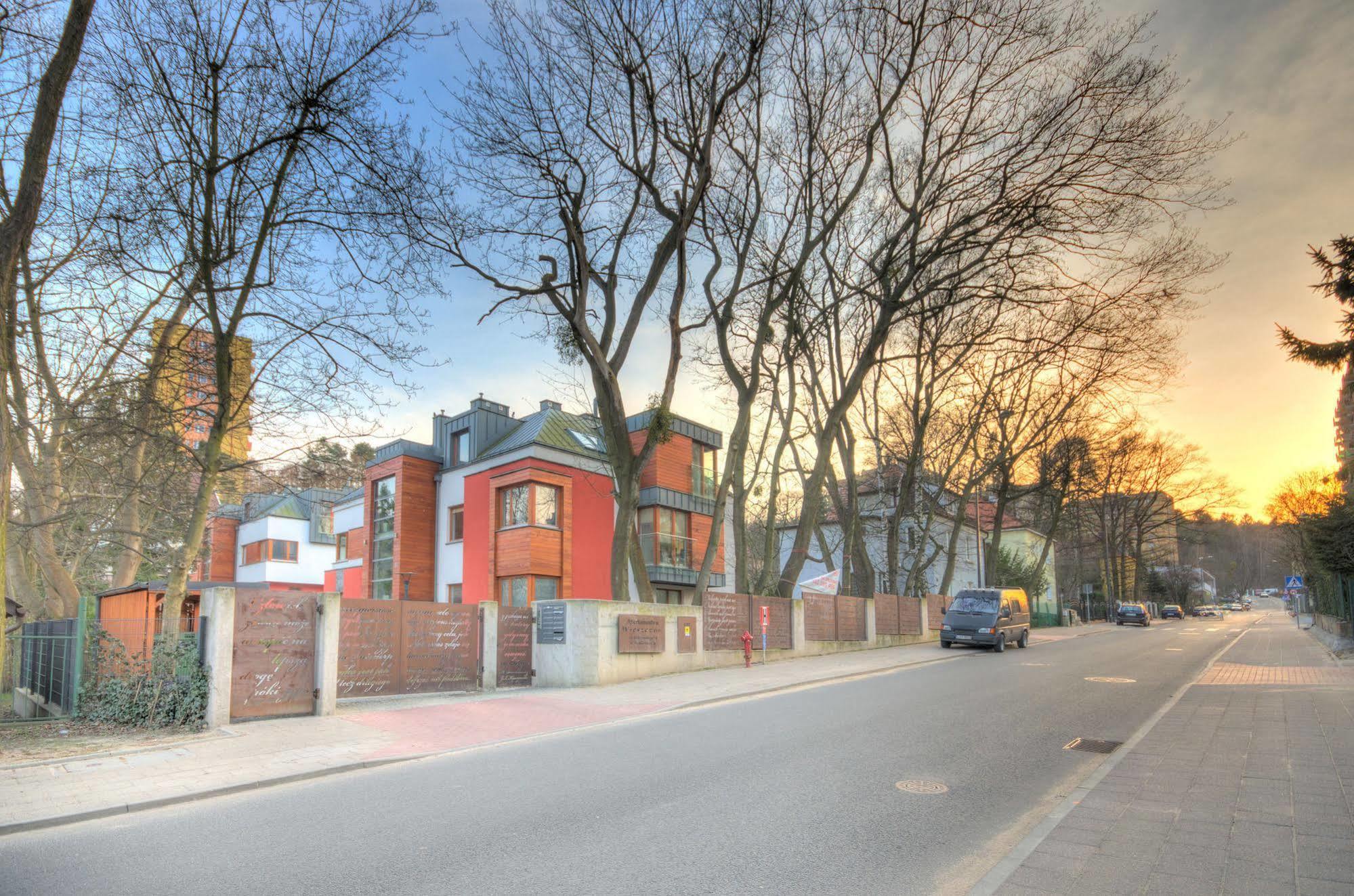 Dom & House - Apartments Sopot Kamienny Potok ภายนอก รูปภาพ