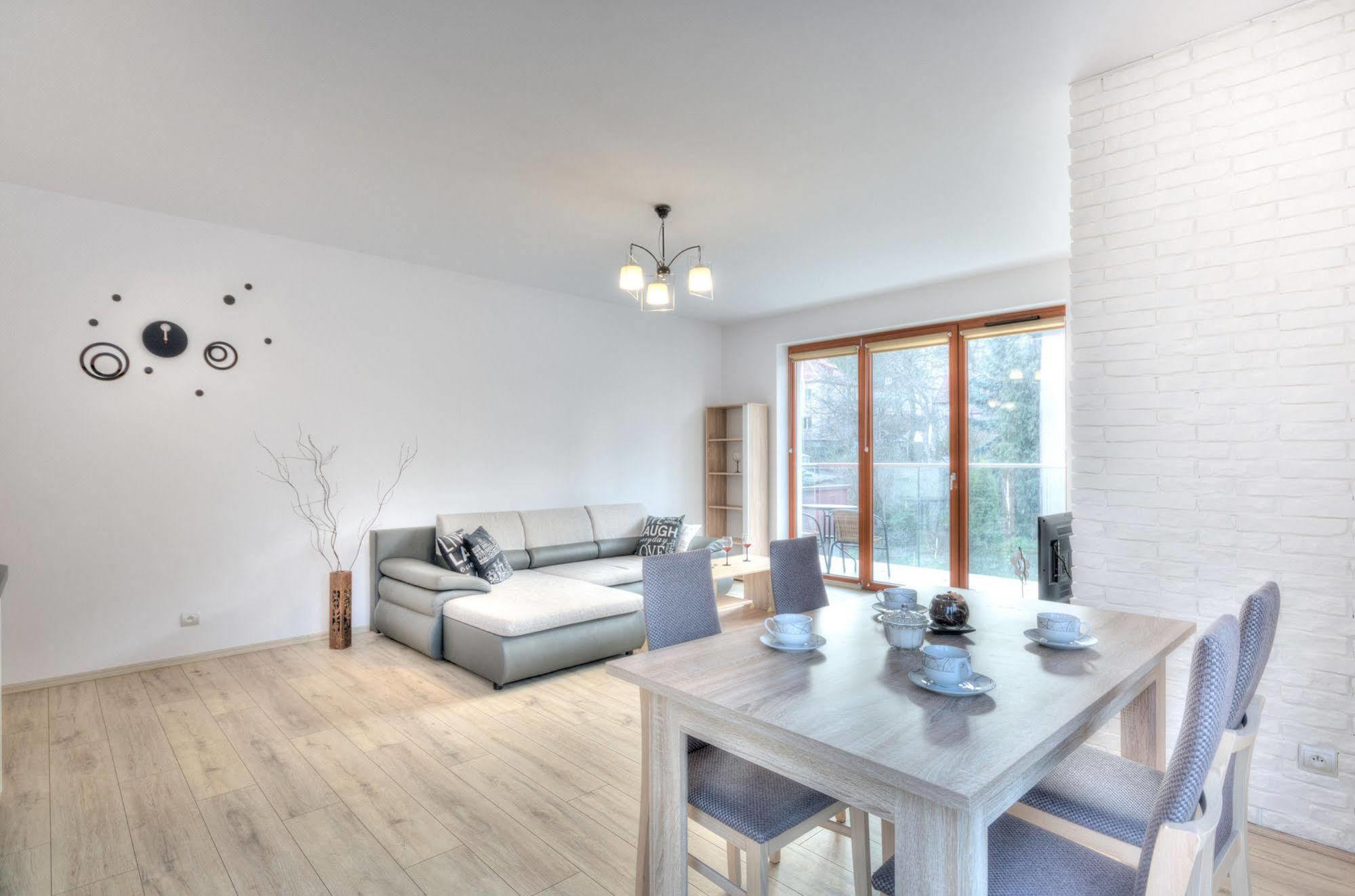 Dom & House - Apartments Sopot Kamienny Potok ภายนอก รูปภาพ